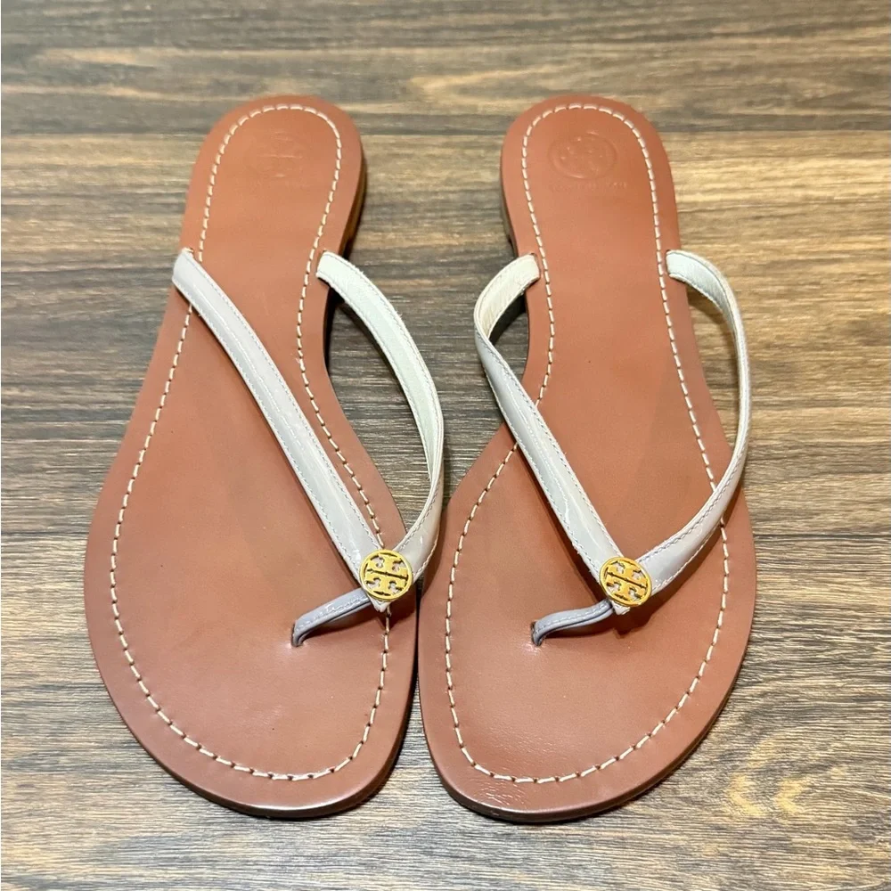 Tory Burch Light Gray Leather Thong Sandals